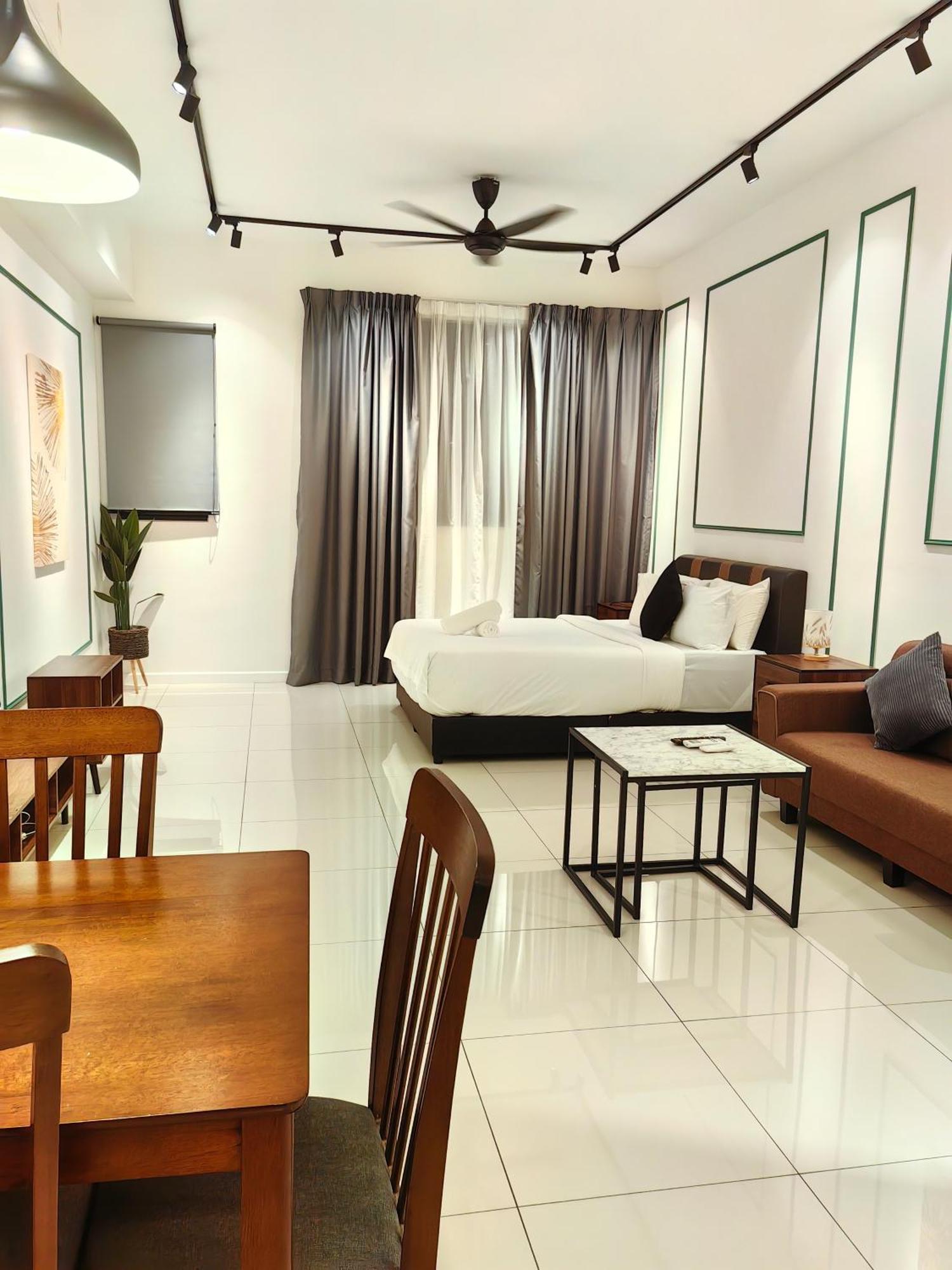 Chambers Residence Klcc By Purple Orchid Kuala Lumpur Luaran gambar