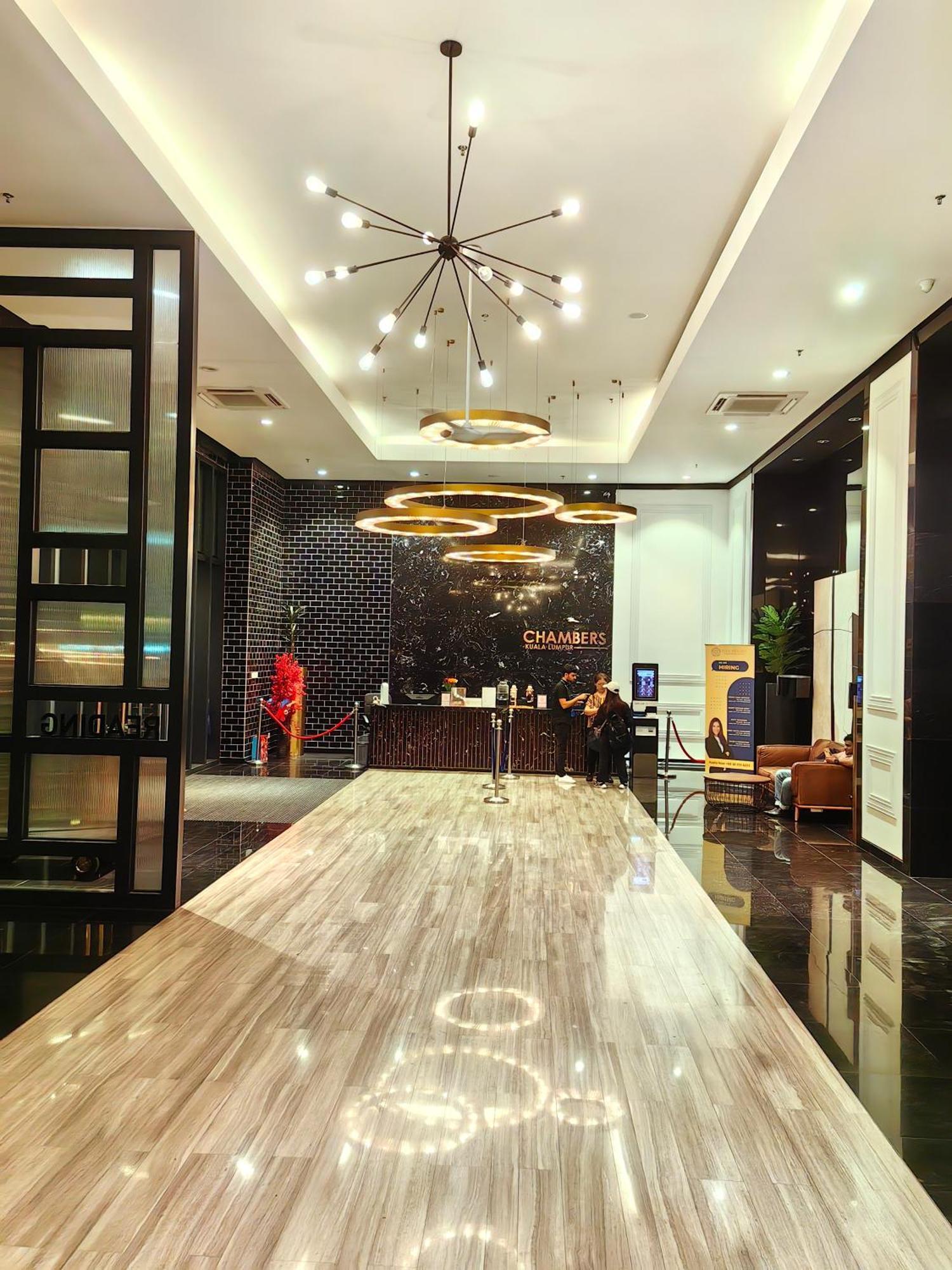 Chambers Residence Klcc By Purple Orchid Kuala Lumpur Luaran gambar